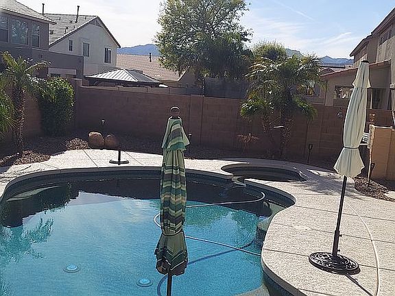 4th image of 18051 W Onyx Ave