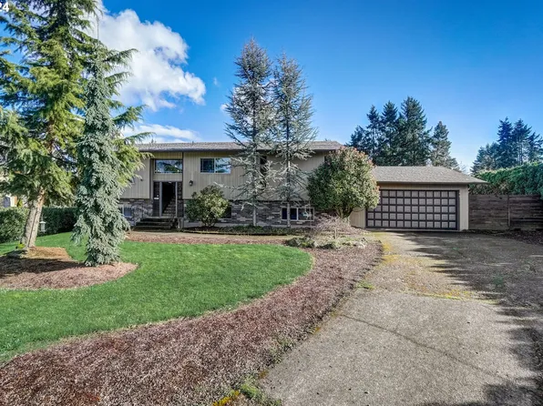 23086 SE Naomi Ct, Damascus, OR 97089