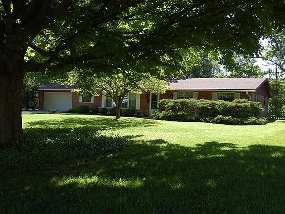 4th image of 2350 Cornish Ct