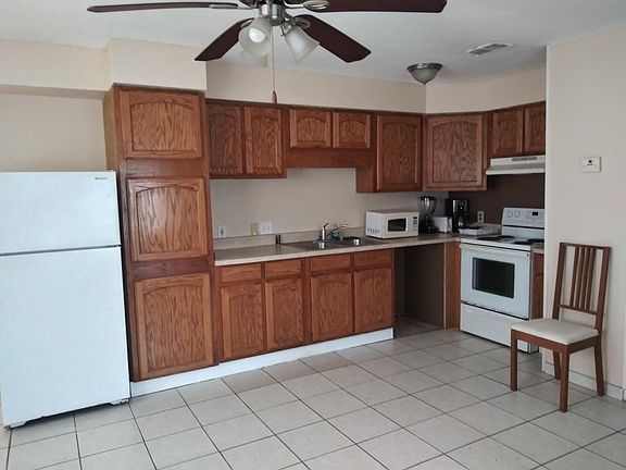 4th image of 107 W Mars Ln APT 4
