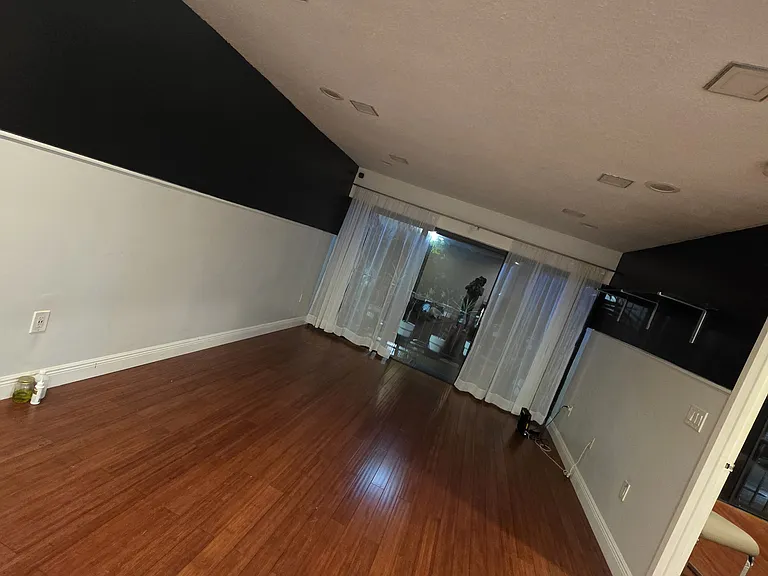 5769 Washington St #G21 — Photo 5