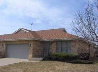 907 Winter Park Dr, New Lenox, IL 60451