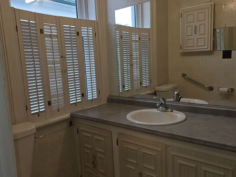 516 Rose St — Photo 10