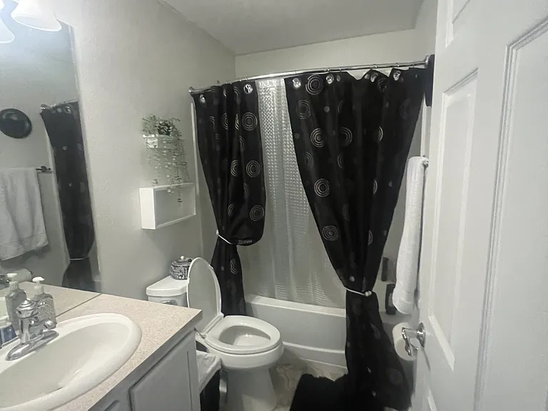 2244 Kings Palace Dr — Photo 10