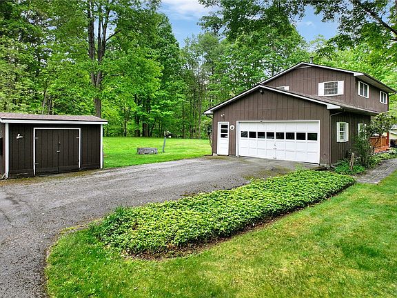 3rd image of 65 Sunset West Cir