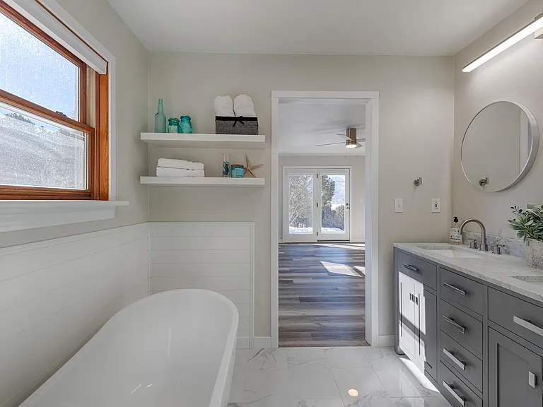 711 Terrace Dr — Photo 20