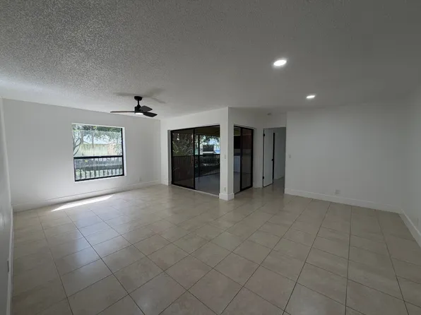 3683 Cocoplum Cir #3683, Pompano Beach, FL 33063