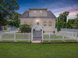 26 Felton St, Saugus, MA 01906