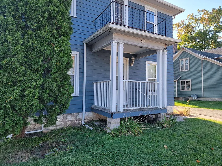 512 S Memorial Dr — Photo 13