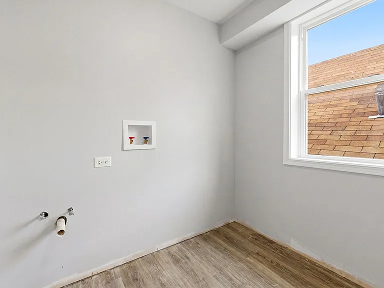 736 N Sawyer Ave #2 — Photo 12