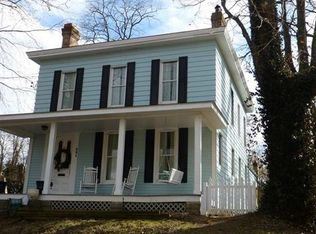 221 E 7th St, Alton, IL 62002