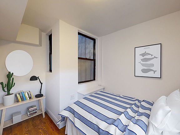 2nd image of 220 E 89th St APT 10
