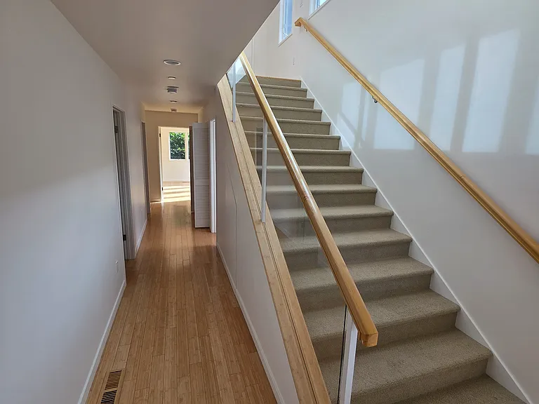 118 Hacienda Dr — Photo 47