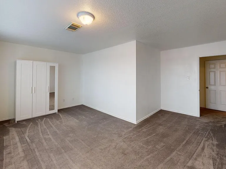 14711 Mountainside Rdg — Photo 3