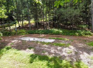 110 Happy Hollow Dr, Shohola, PA 18458