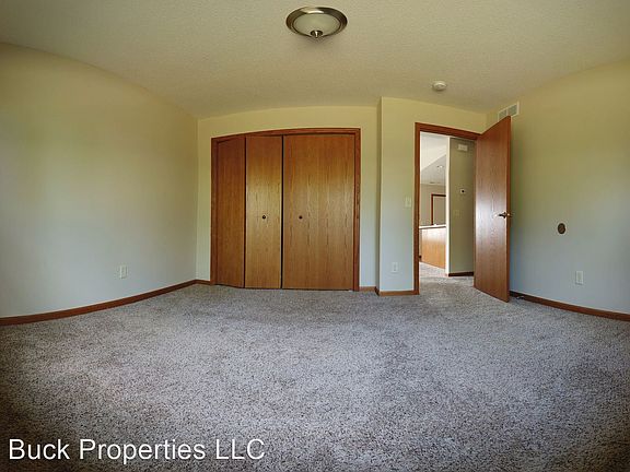 2nd image of 1560A Gunston Dr #1560-A