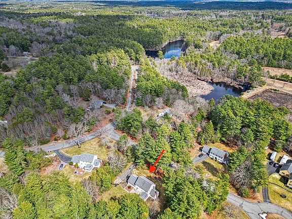 3rd image of 2 Wyndham Rd