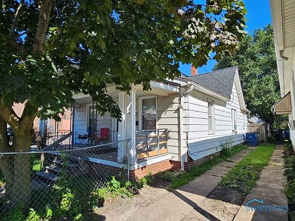 3rd image of 221 E Central Ave