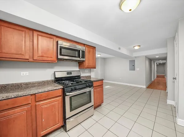 4145 S Michigan Ave #1, Chicago, IL 60653
