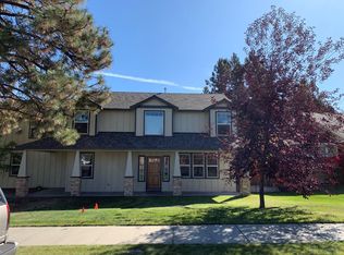 19835 Duck Call Ln, Bend, OR 97702