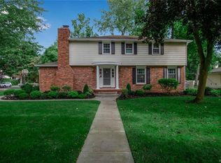 171 Wellingwood Dr, East Amherst, NY 14051