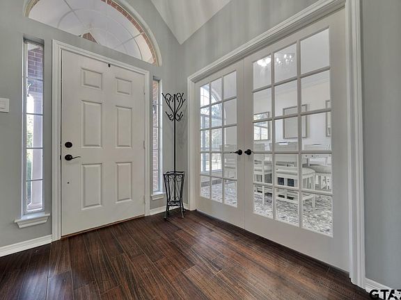 4th image of 1501 Tall Timber Dr