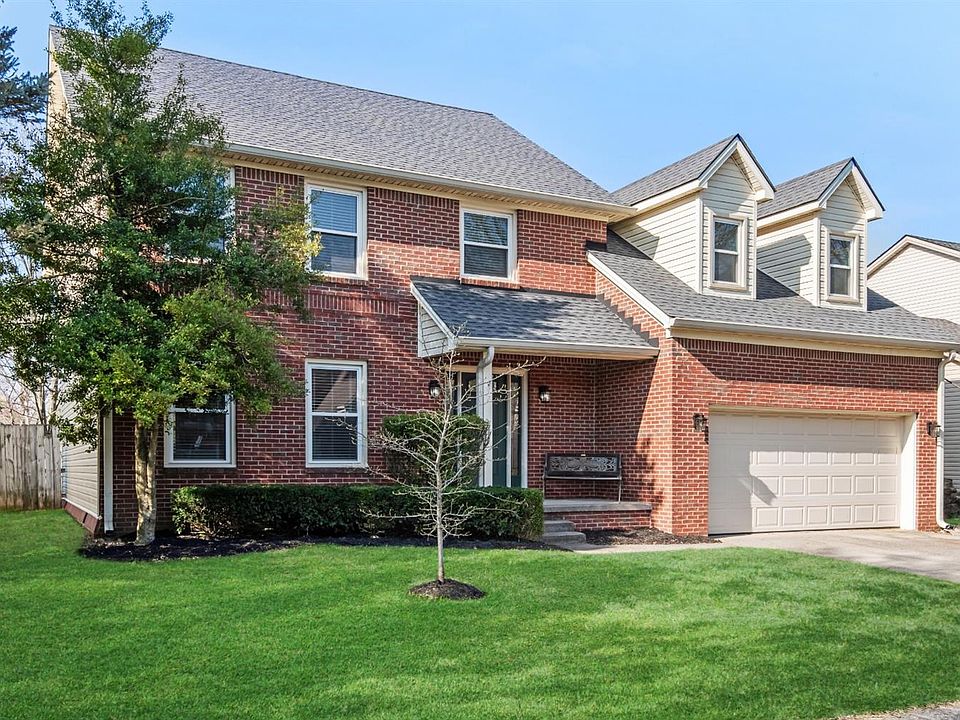 1st image of 804 Willow Oak Cir