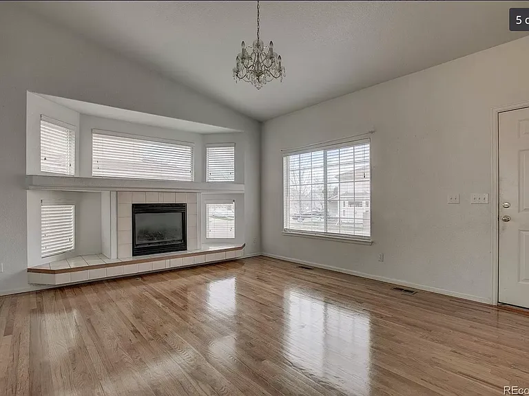 5079 Ashbrook Cir — Photo 3