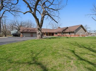 1831 Castle Dr, Rockford, IL 61103