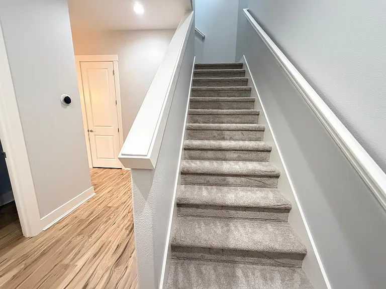 28172 SW Iceland Ave — Photo 6