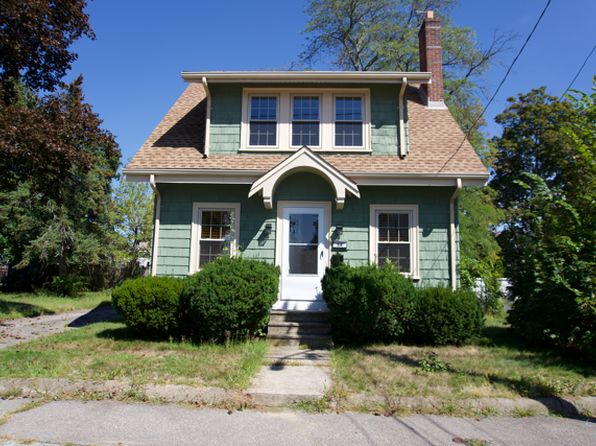 58 Denton St