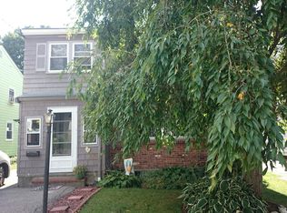 53 Cass St, West Roxbury, MA 02132