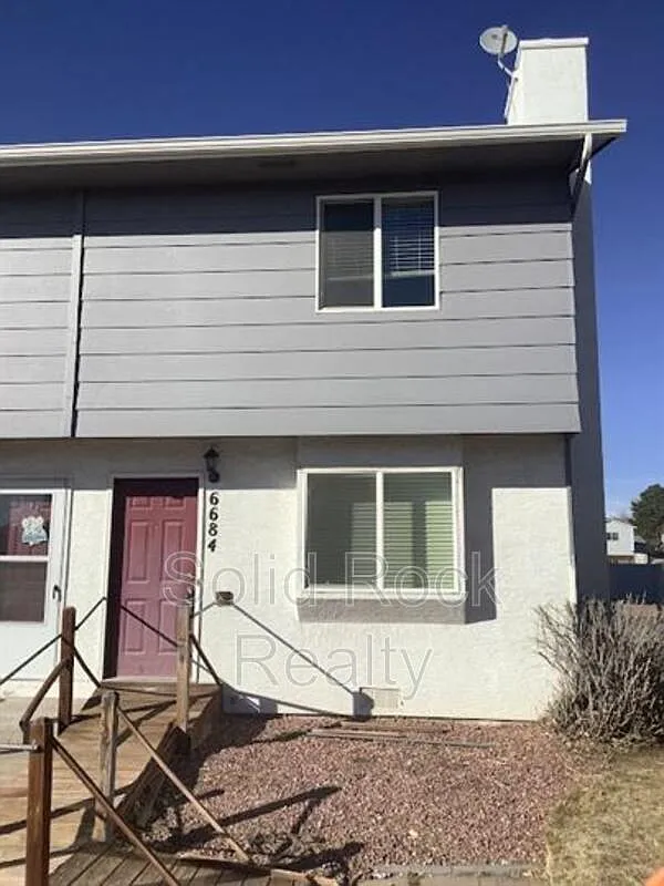 2 bed, 1.5 bath, 960 sqft, $1,500 — Photo 1