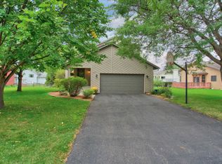 2985 Thunder Bay Rd, Little Canada, MN 55117