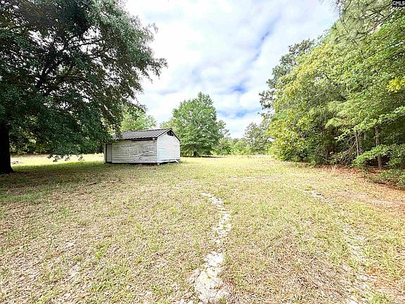 4th image of 310 Otis Rd