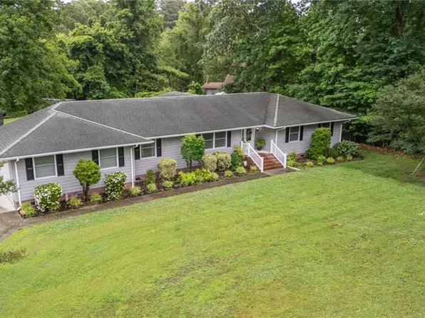 103 Meiggs Dr, Moyock, NC 27958