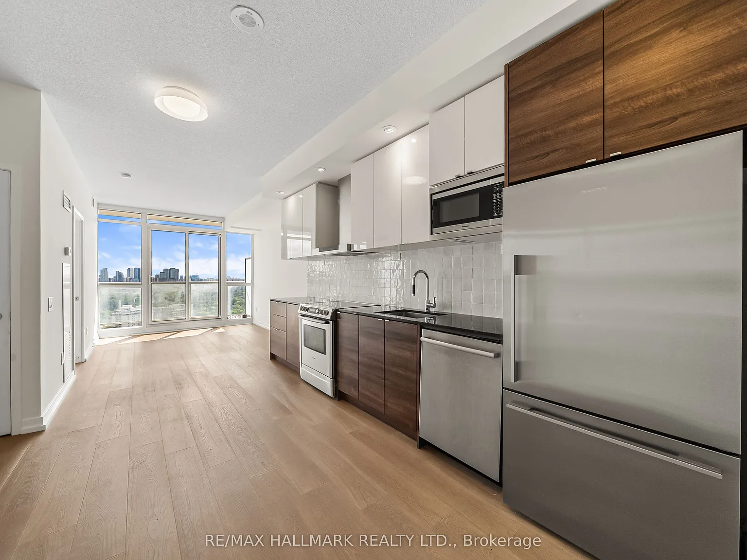 2 bed, $1,999 — Photo 2