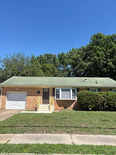 101 Prince George Dr Photo 1
