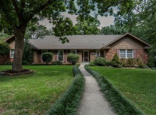 6804 W 101st Ter, Overland Park, KS 66212
