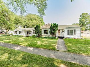 615 10th Ave S, Fargo, ND 58103