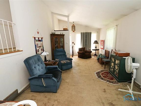 5th image of 1714 Hinsdale Dr