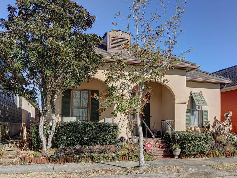 1st image of 208 Settlers Trace Blvd