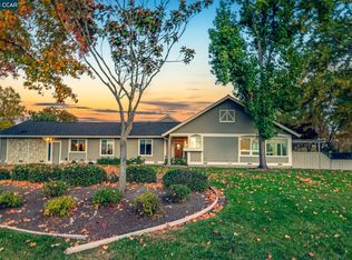 641 Doral Dr, Danville, CA 94526