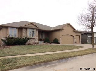 15125 Whitmore Cir, Bennington, NE 68007
