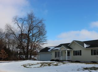 S3212 Lake Virginia Rd, Reedsburg, WI 53959