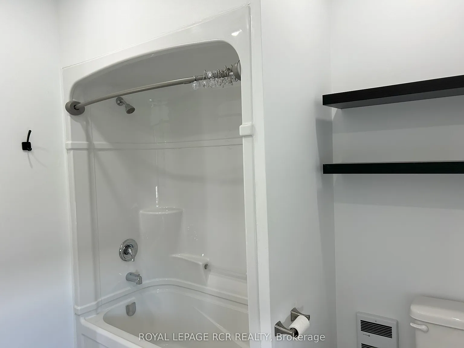 2 bed, $1,750 — Photo 4