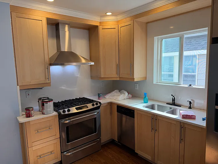 176 Ardmore Dr — Photo 5