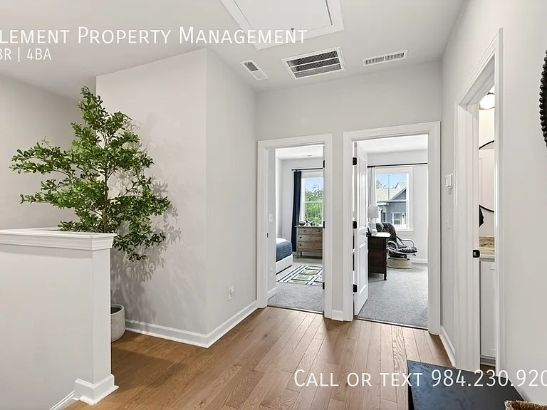4730 Cypress Tree Ln #1 — Photo 45