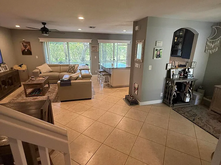 1515 Arezzo Cir — Photo 8