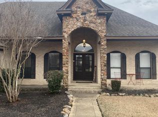 615 Stewart Dr, Marion, AR 72364